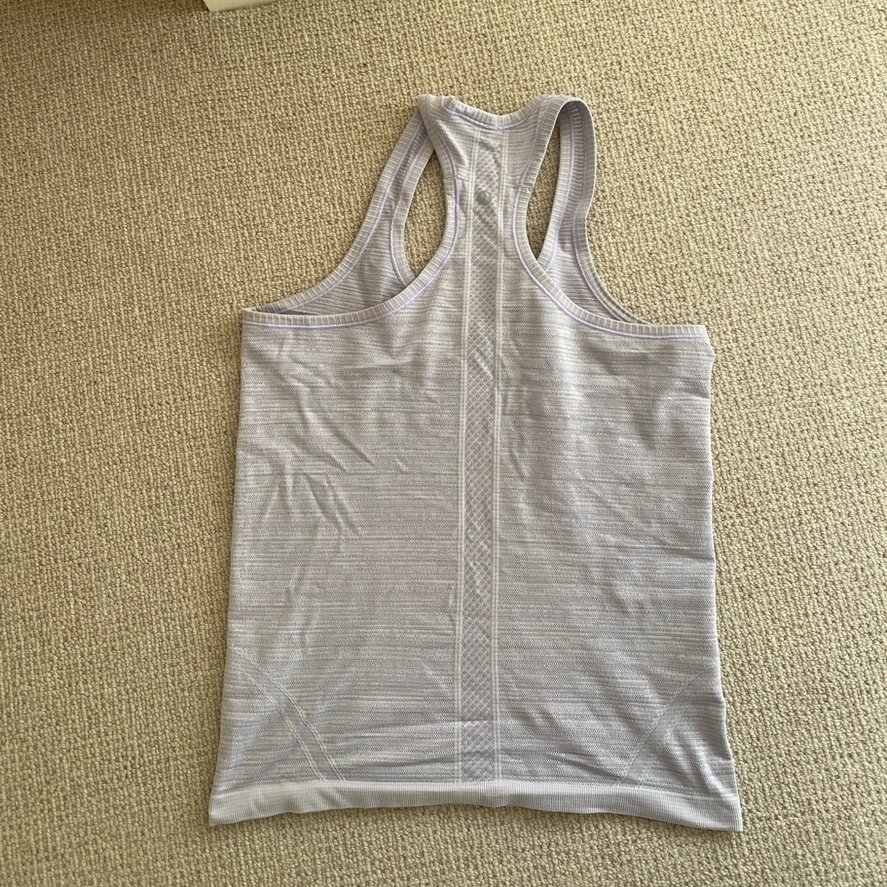 Lululemon Swiftly Tech Razorback Tank - Picture 2 of 3